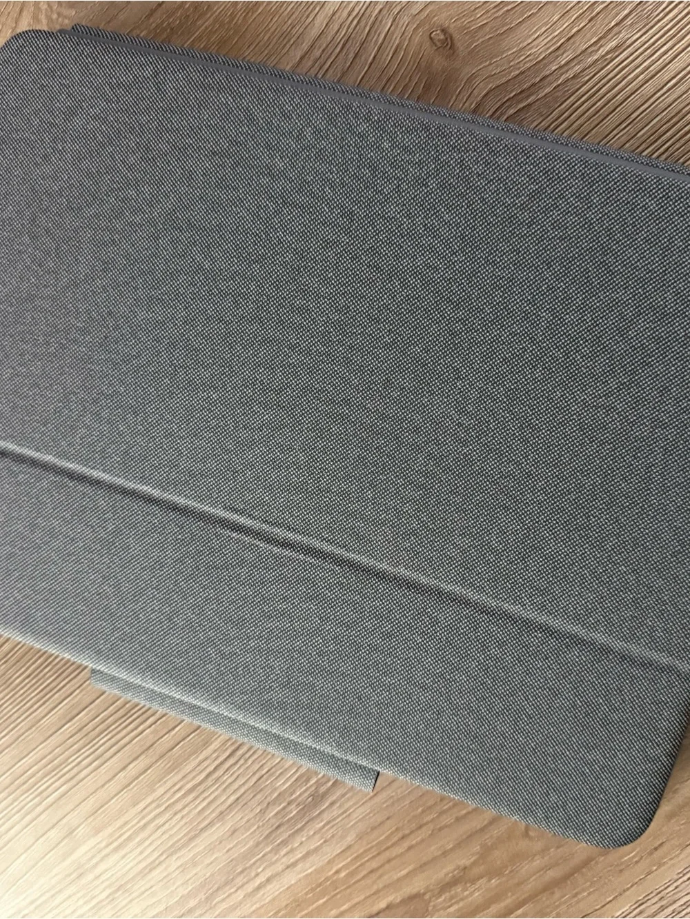 Logitech Folio Touch Keyboard Case - Dark Gray